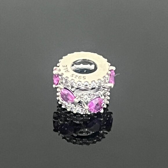 Pandora Sparkling Triple Halo Hearts Charm - Picture 4 of 4